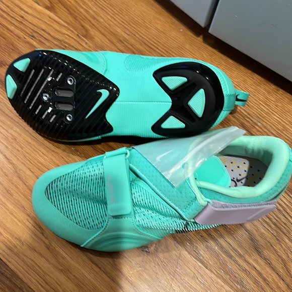 Nike cycling shoes. Never worn. - Picture 2 of 3
